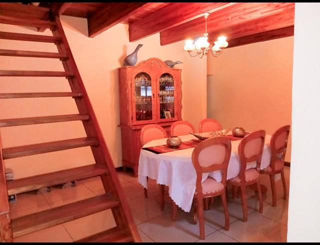 3 BEDROOM HOUSE FOR SALE IN VANDERBIJLPARK SE 3